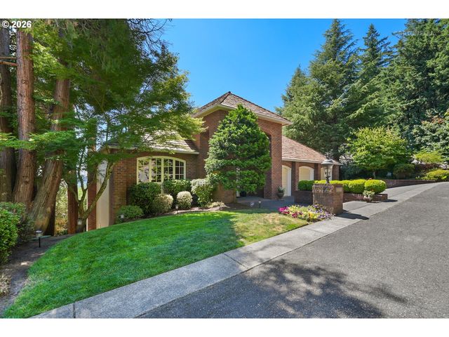 18500 RAY RIDGE Dr, Lake Oswego, OR 97034