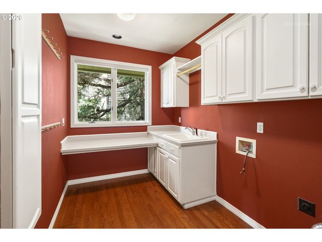 18500 RAY RIDGE Dr, Lake Oswego, OR 97034