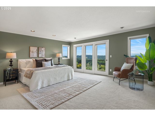 18500 RAY RIDGE Dr, Lake Oswego, OR 97034