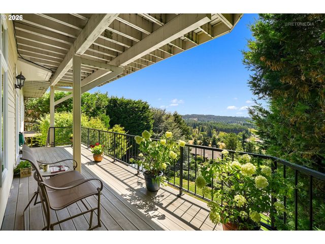18500 RAY RIDGE Dr, Lake Oswego, OR 97034