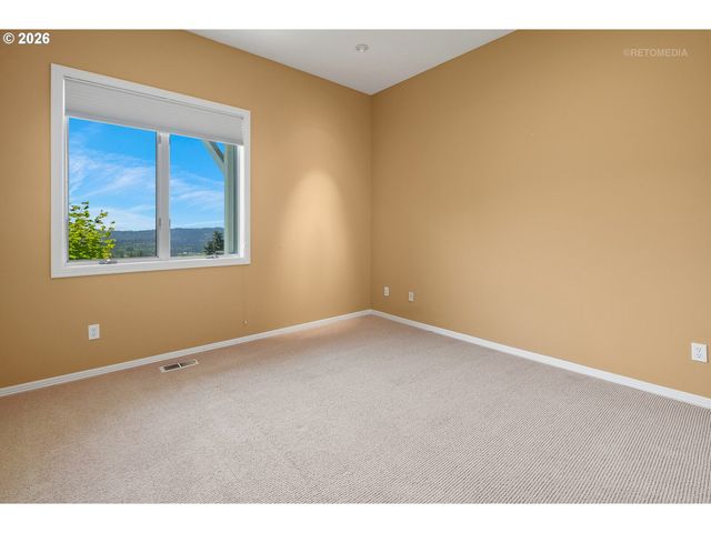 18500 RAY RIDGE Dr, Lake Oswego, OR 97034