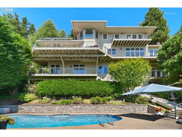 18500 RAY RIDGE Dr, Lake Oswego, OR 97034