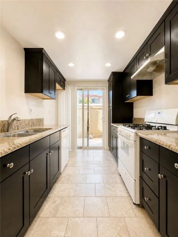 225 S San Dimas Canyon Road 10, San Dimas, CA 91773