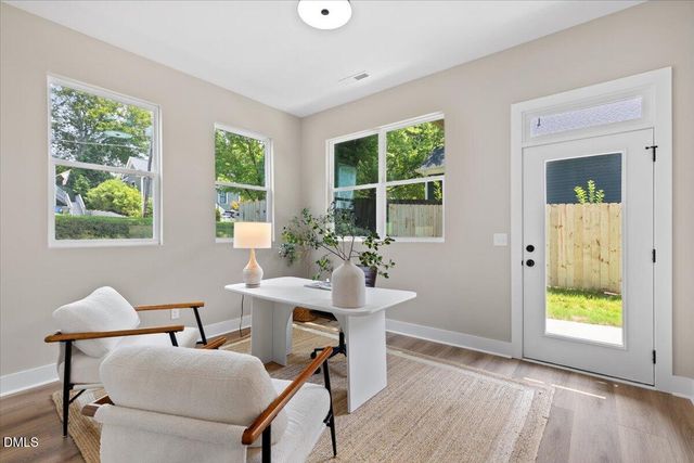 720 Oakwood Avenue 102, Raleigh, NC 27601