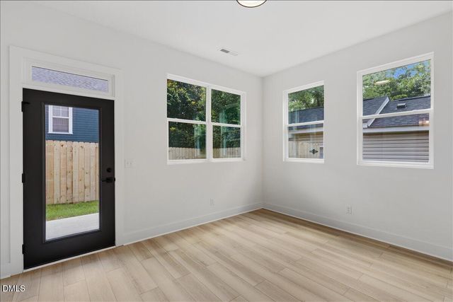 720 Oakwood Avenue 102, Raleigh, NC 27601