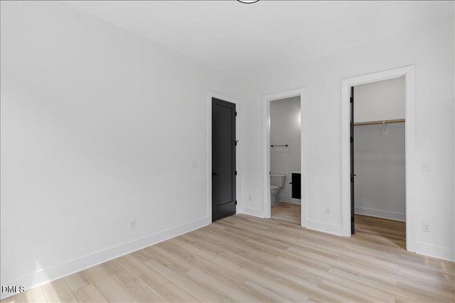 720 Oakwood Avenue 102, Raleigh, NC 27601