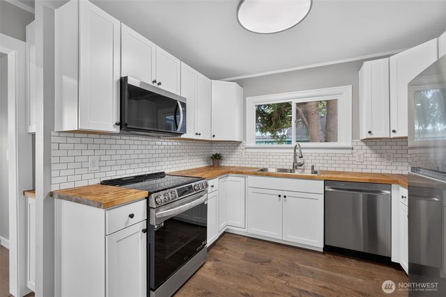 902 Fidalgo Street, Sedro Woolley, WA 98284