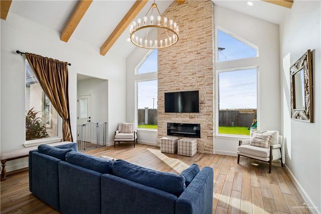 3300 Saint Honore Drive, Mcallen, TX 78541