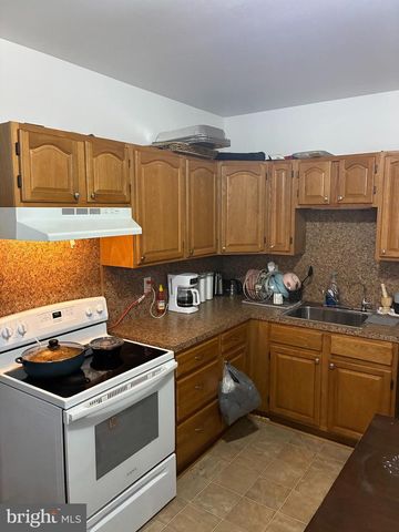 924 WATER ST, Lebanon, PA 17046