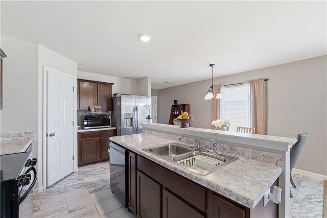 1801 E Annette Drive, Siloam Springs, AR 72761