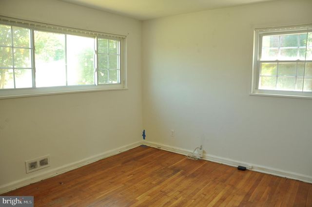 11712 VEIRS MILL RD, Silver Spring, MD 20902