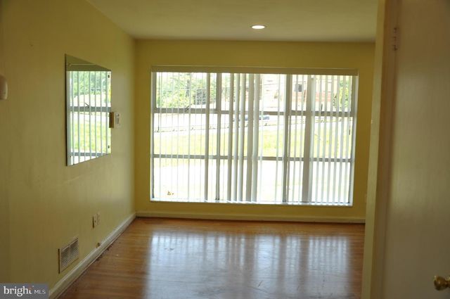 11712 VEIRS MILL RD, Silver Spring, MD 20902