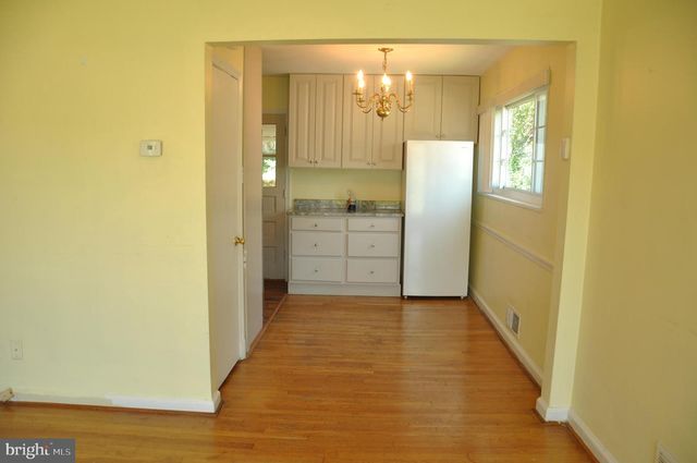 11712 VEIRS MILL RD, Silver Spring, MD 20902