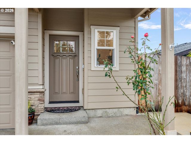 1460 Se 9TH Ave, Canby, OR 97013