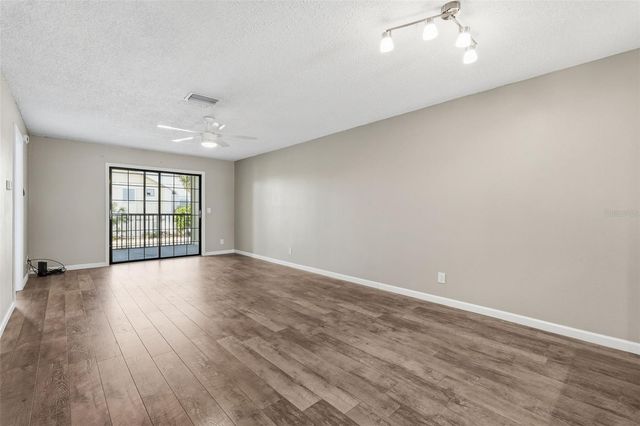340 CAUSEWAY BOULEVARD 107, Dunedin, FL 34698