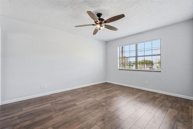 340 CAUSEWAY BOULEVARD 107, Dunedin, FL 34698