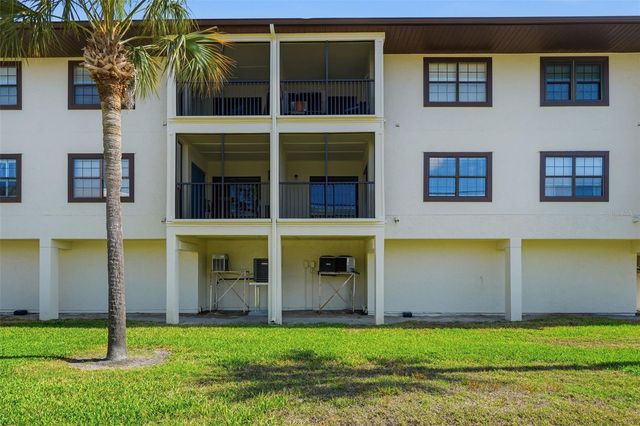 340 CAUSEWAY BOULEVARD 107, Dunedin, FL 34698