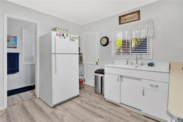 993 Mercury Way, Crestline, CA 92325