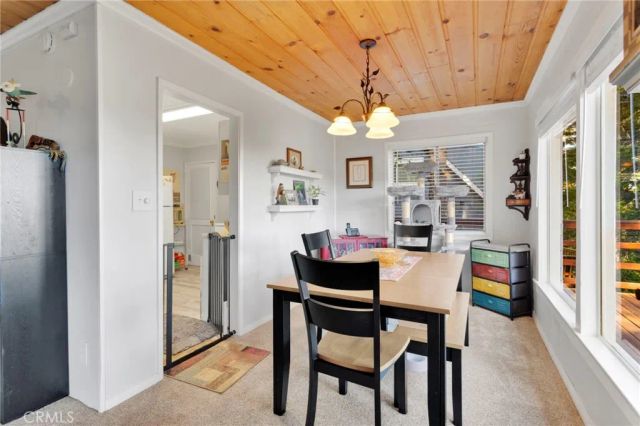 993 Mercury Way, Crestline, CA 92325