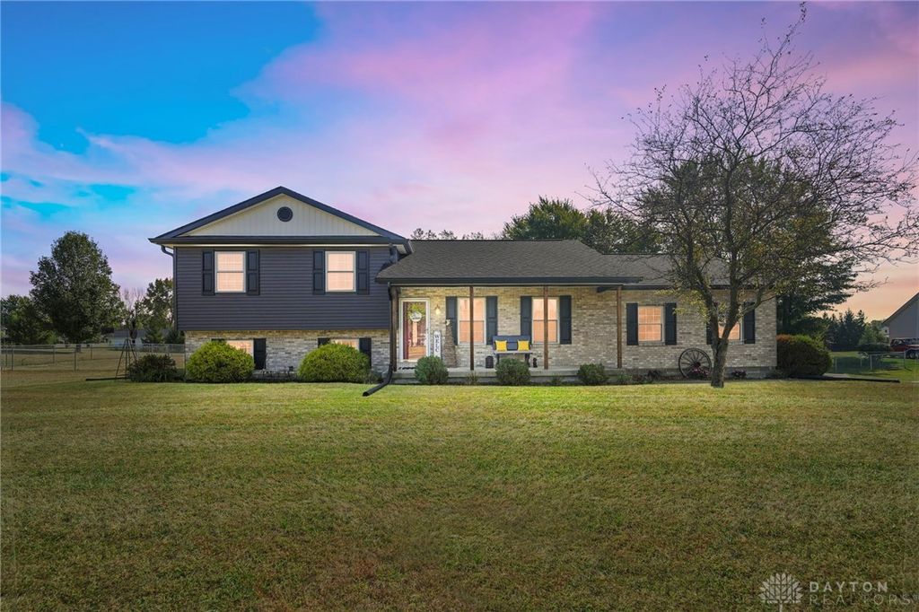 2558 Stoney Creek Street, Springfield, OH 45504