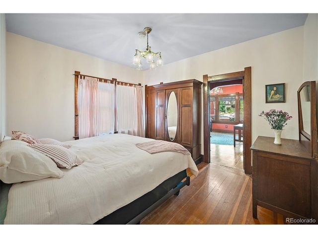 1823 W Pikes Peak Ave, Colorado Springs, CO 80904