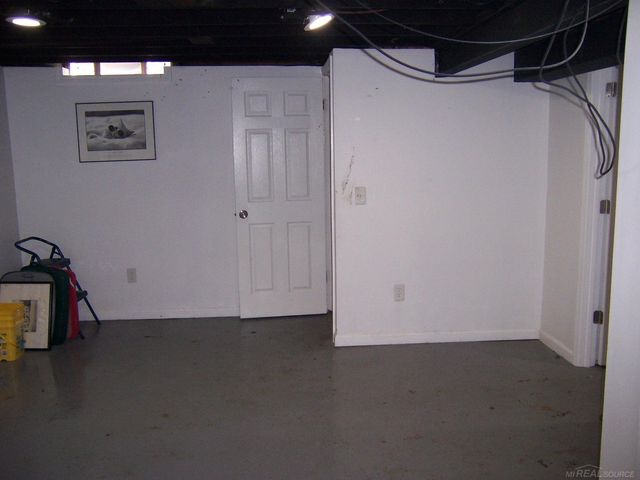 15959 Dugan Street, Roseville, MI 48066