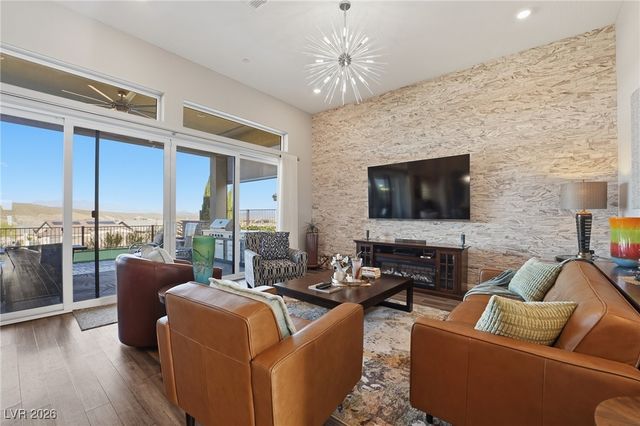 58 Aster Beach Avenue, Henderson, NV 89011