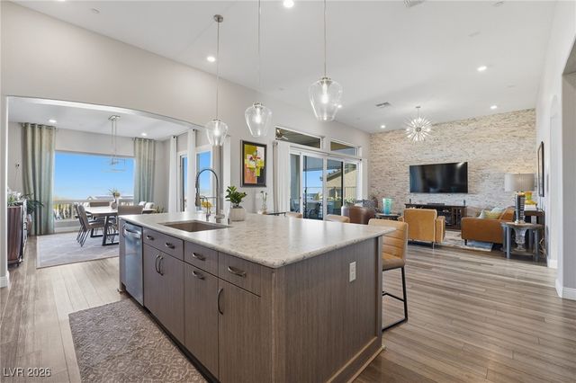 58 Aster Beach Avenue, Henderson, NV 89011