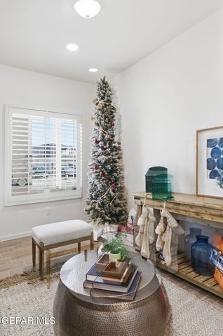 13825 Summer Wave Avenue, El Paso, TX 79928