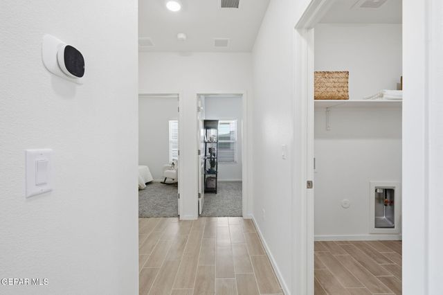 13825 Summer Wave Avenue, El Paso, TX 79928
