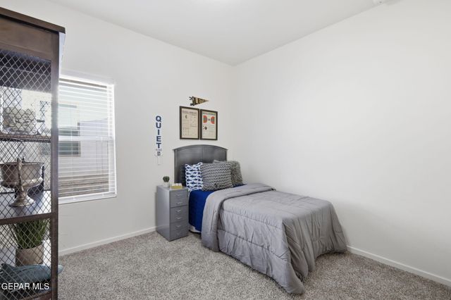 13825 Summer Wave Avenue, El Paso, TX 79928