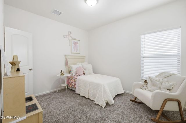 13825 Summer Wave Avenue, El Paso, TX 79928