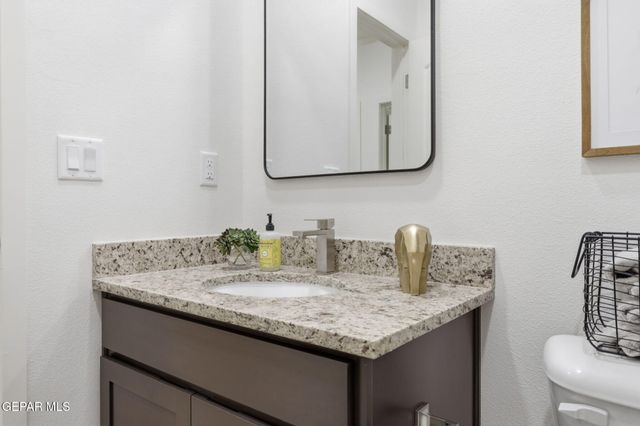 13825 Summer Wave Avenue, El Paso, TX 79928