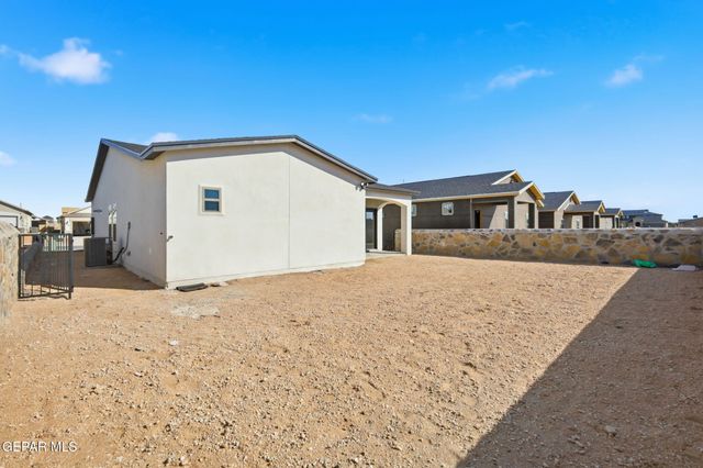 13825 Summer Wave Avenue, El Paso, TX 79928
