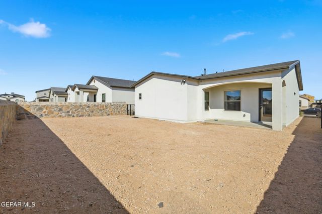 13825 Summer Wave Avenue, El Paso, TX 79928