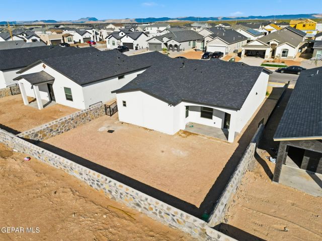 13825 Summer Wave Avenue, El Paso, TX 79928