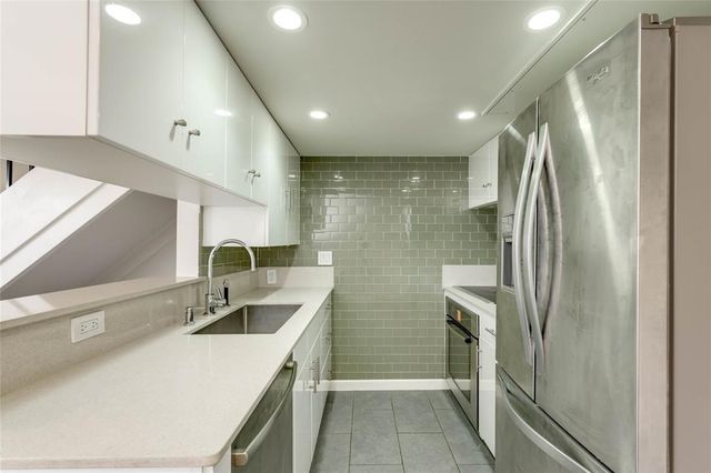 3110 Red River ST 220, Austin, TX 78705