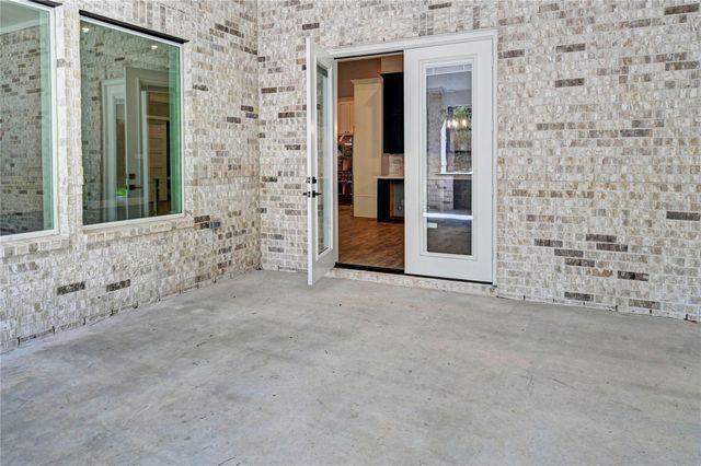 26127 E Crown Crossing Drive, Montgomery, TX 77316