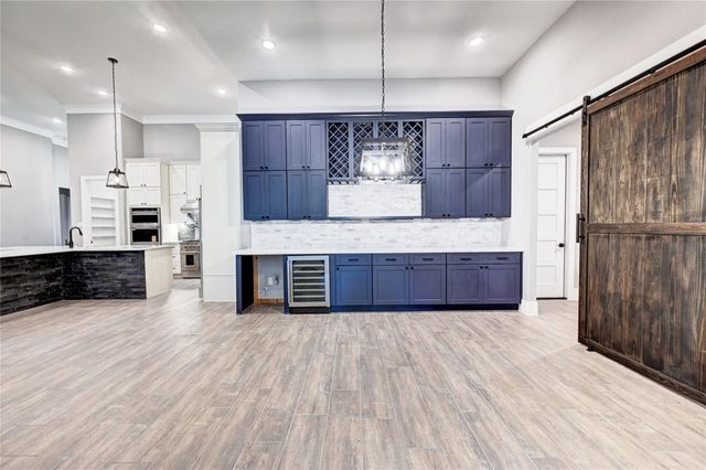 26127 E Crown Crossing Drive, Montgomery, TX 77316