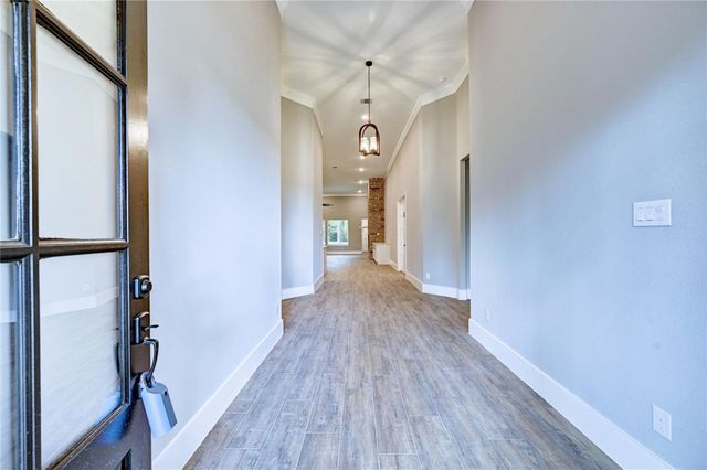 26127 E Crown Crossing Drive, Montgomery, TX 77316