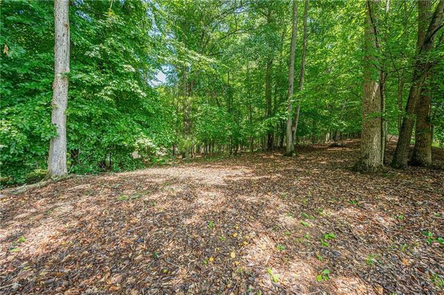 2710 Huddlestone Way, Cumming, GA 30041