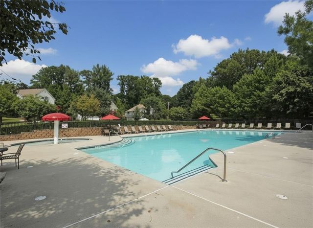 2710 Huddlestone Way, Cumming, GA 30041