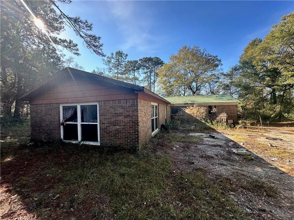 5104 University Boulevard, Eight Mile, AL 36613