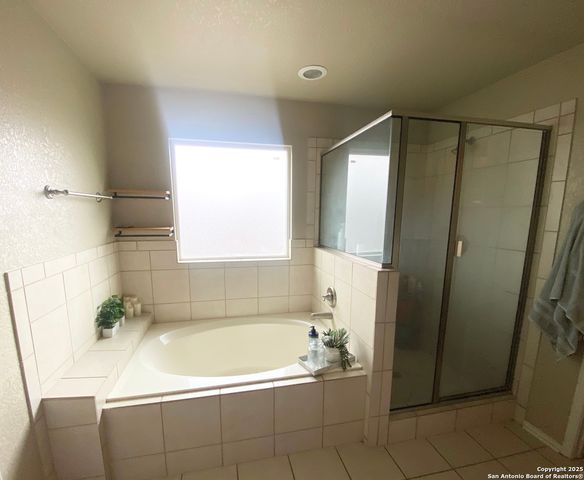 14423 Devout, San Antonio, TX 78247