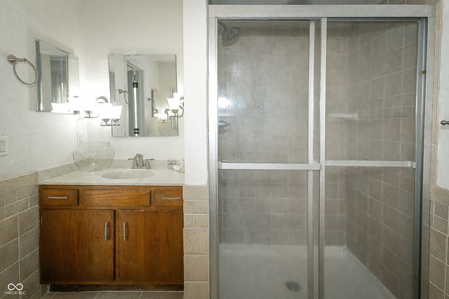 7347 Hampstead Lane, Indianapolis, IN 46256