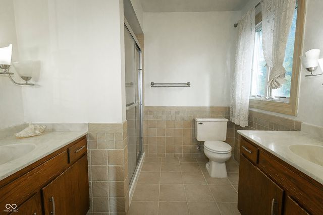 7347 Hampstead Lane, Indianapolis, IN 46256