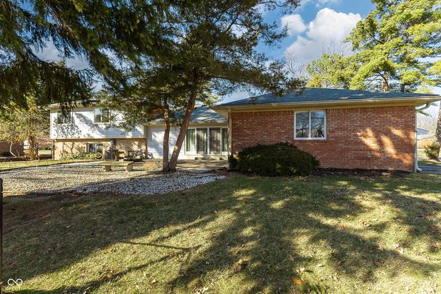 7347 Hampstead Lane, Indianapolis, IN 46256