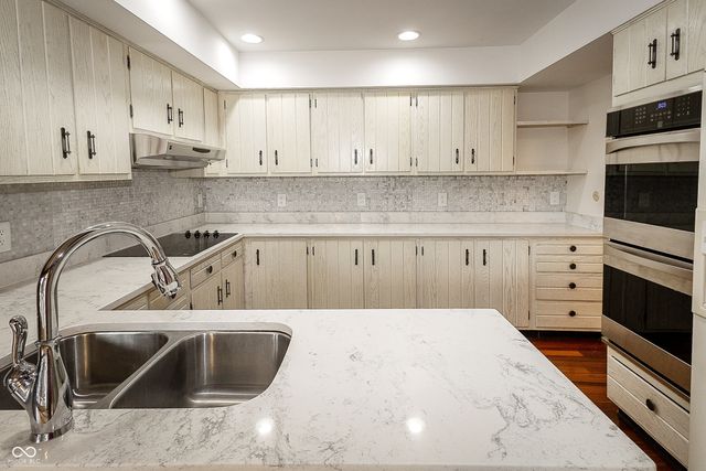 7347 Hampstead Lane, Indianapolis, IN 46256