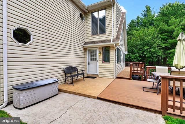 8390 BLOOMING GROVE RD, Glen Rock, PA 17327
