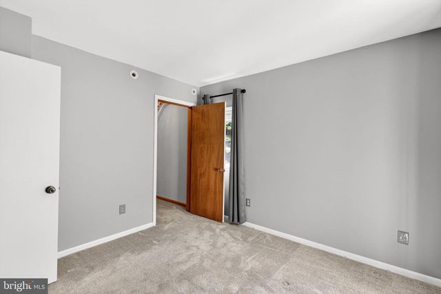 8390 BLOOMING GROVE RD, Glen Rock, PA 17327